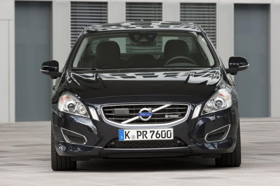  Volvo S60 T6 by Heico Sportiv 2010 года  (фото 18 из 20)